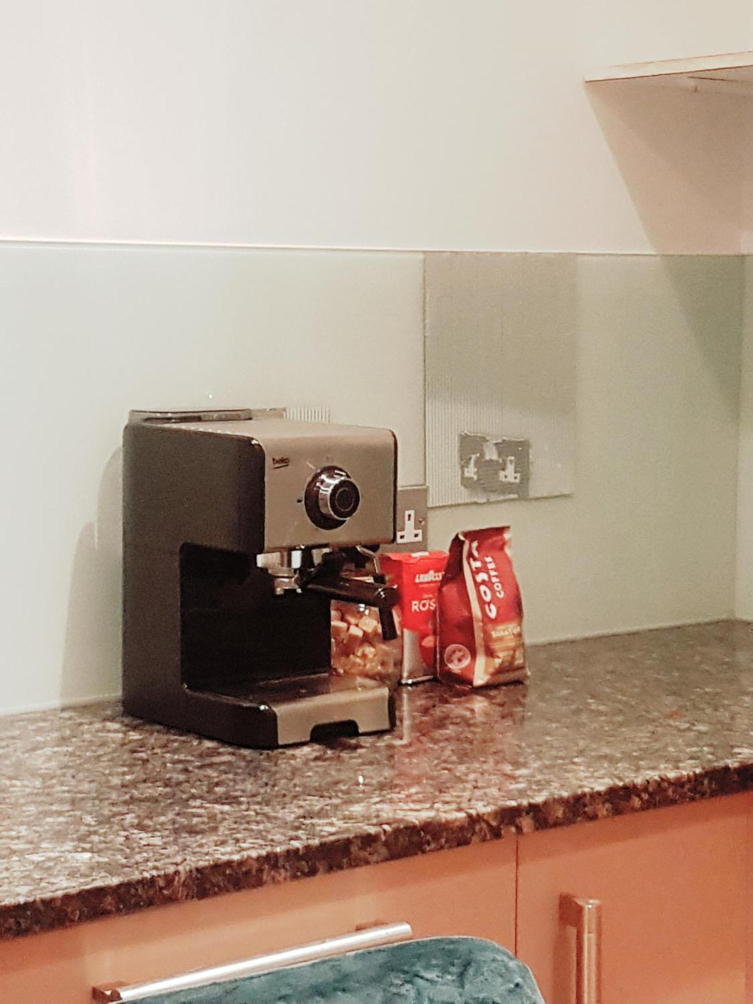 London City View Apartment, Short Walk To Tower Bridge, Free Parking Экстерьер фото